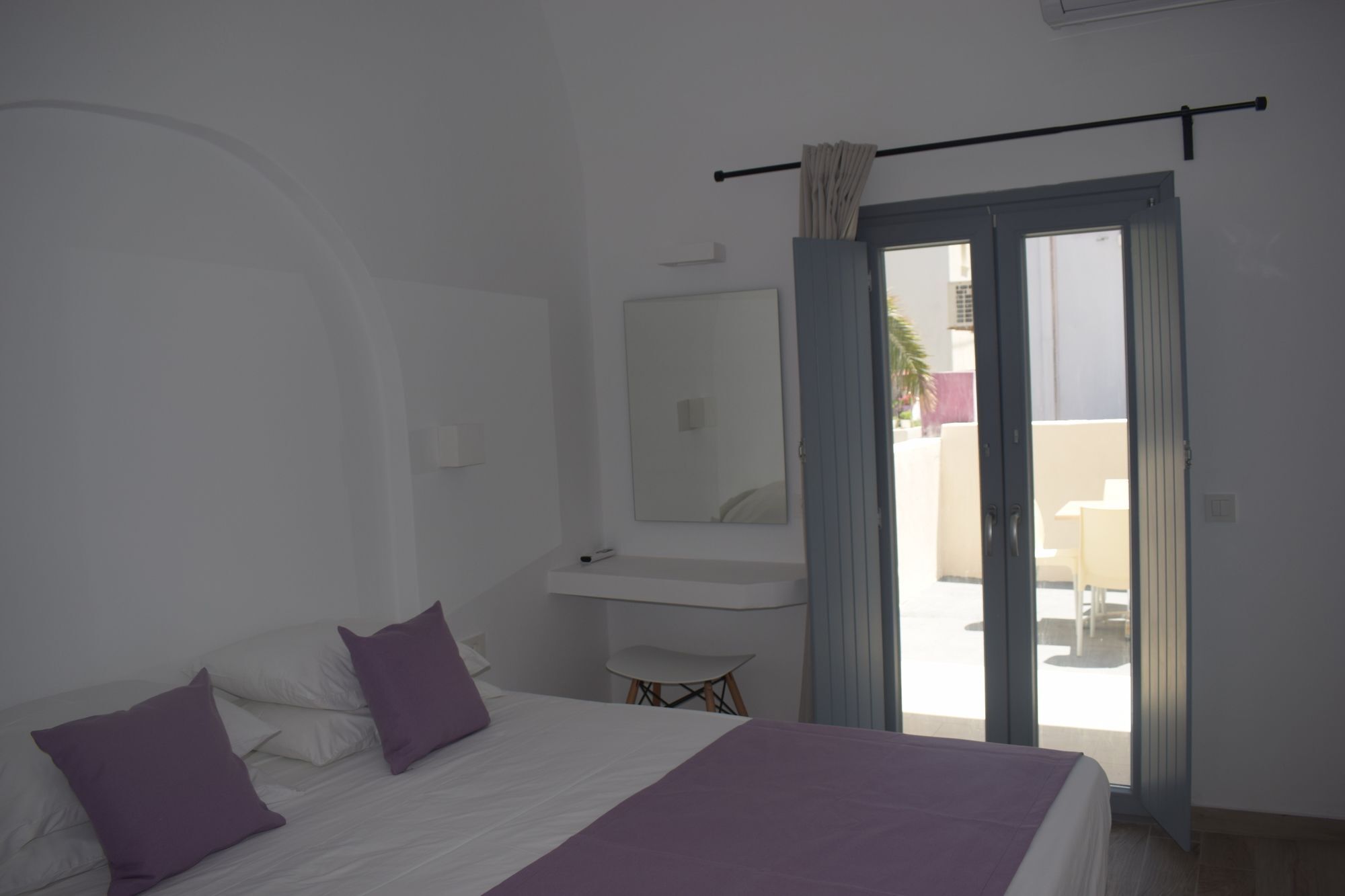 Selena Apartment Kamari (Santorini)